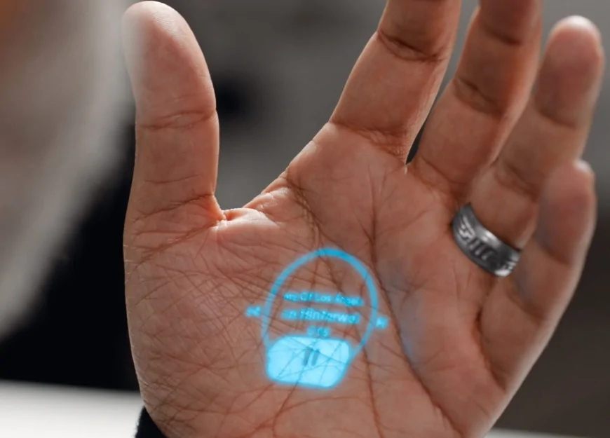 Akıllı Telefonlar Yerini Yeni Nesil Ekransız Cihazlara Bırakıyor