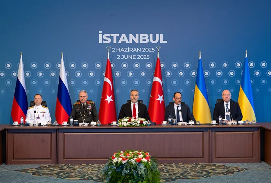 Türkiye-Rusya-Ukrayna Üçlü Toplantısı İstanbul’da Gerçekleştirildi
