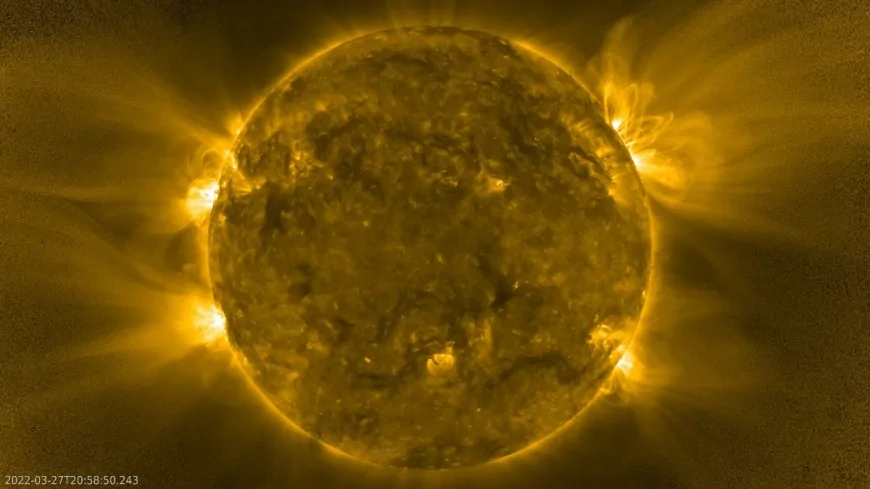 Solar Orbiter’dan Güneş'in Güney Kutbuna Ait İlk Görüntüler Paylaşıldı